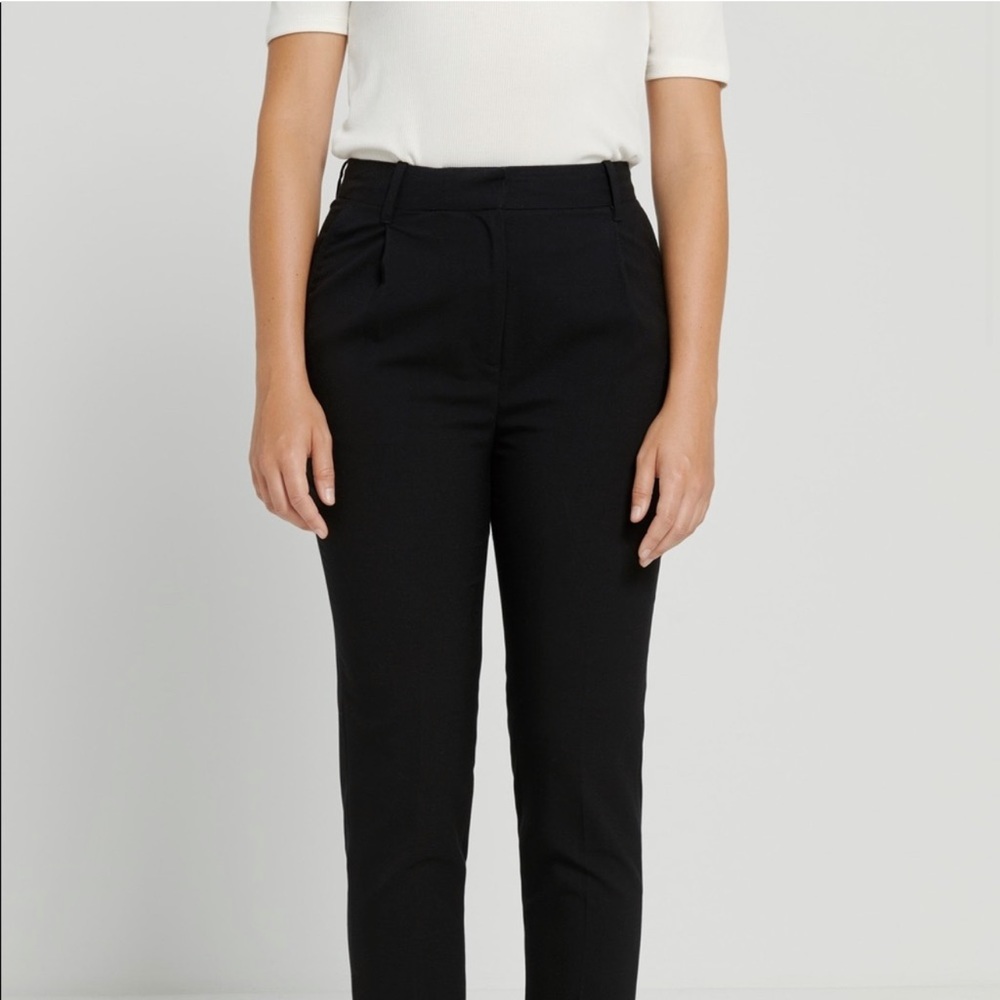 🆕 Frank and Oak Grant Tapered Pant